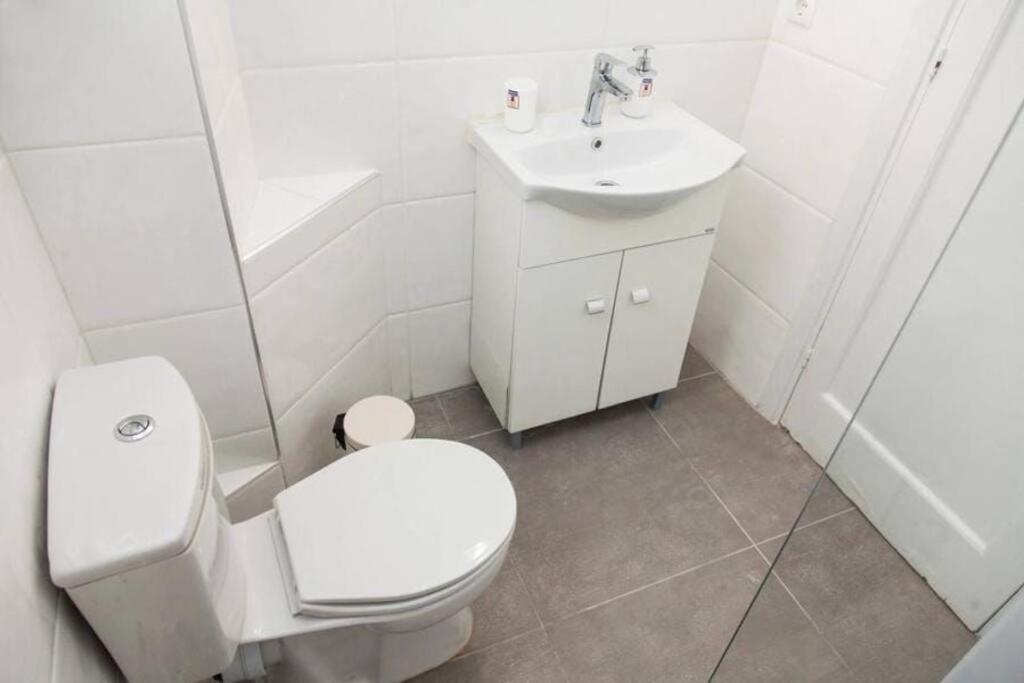 Ipeirou Central Athensアパートメント エクステリア 写真